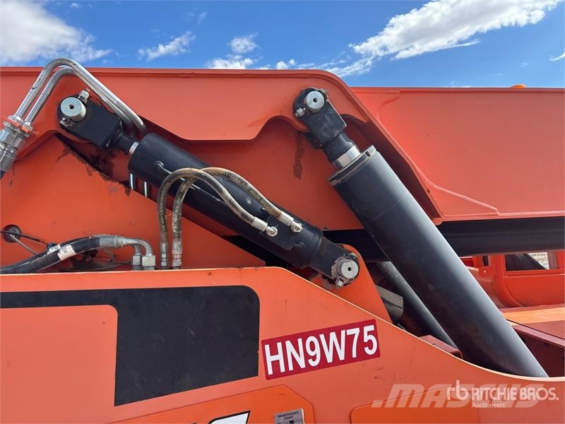 SkyTrak TL8042 Telehandler Telescopic handlers