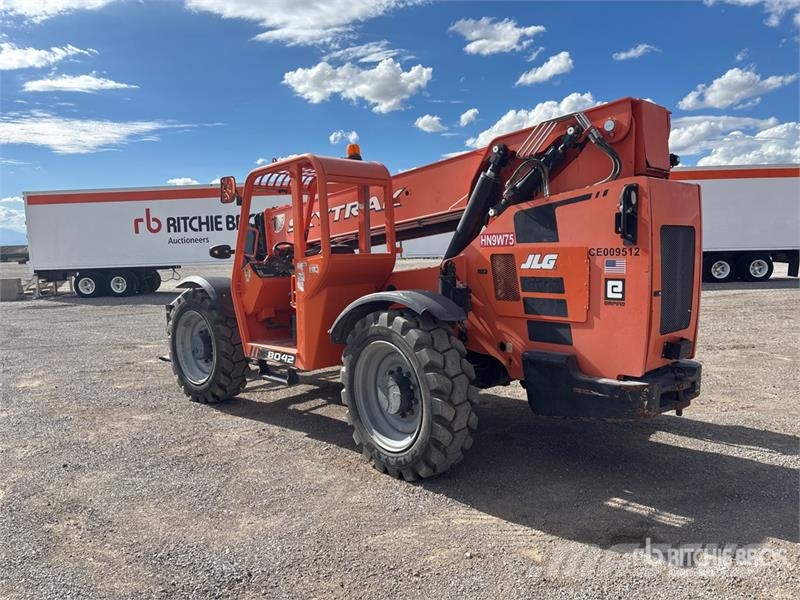 SkyTrak TL8042 Telehandler Telescopic handlers