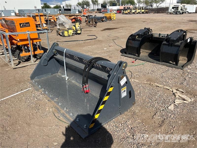 Skyway WBCT-4IN1 Multi-Purpose Skid Steer Bucket ( 挖斗