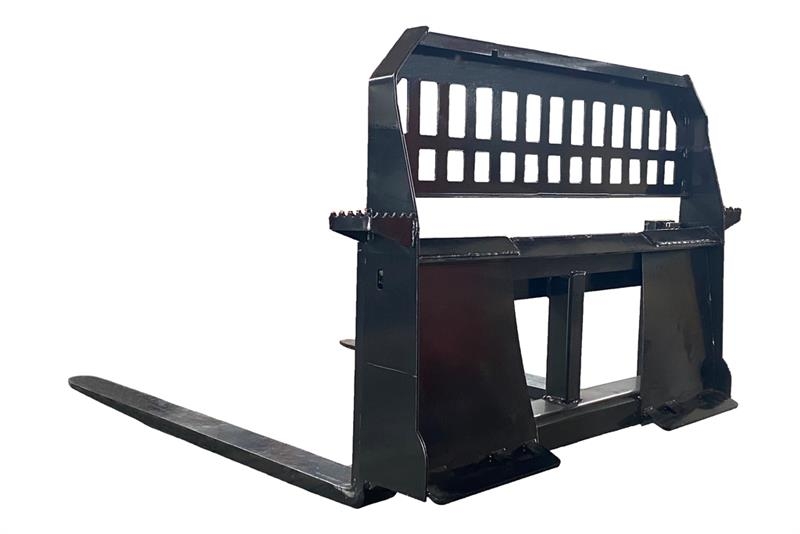 Skyway WSSBF-1150 45 in Skid Steer Forks (Unused) Garfos