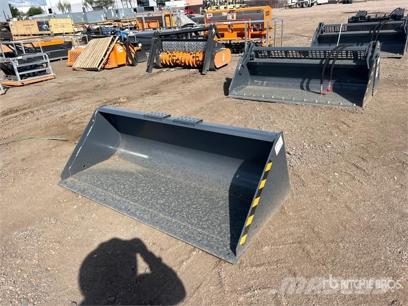 Skyway WSSGB-2000 78 in Skid Steer Bucket (Unused) 挖斗