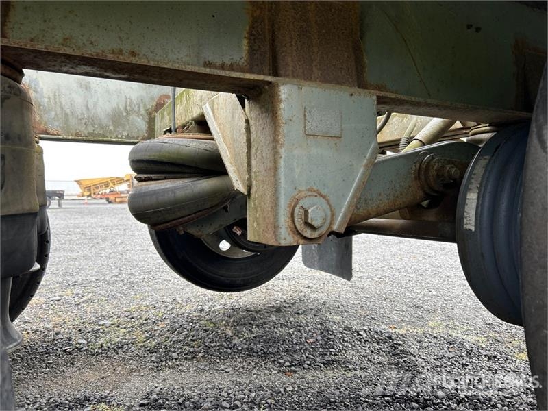 SmithCo 36 ft Quad/A Side Dump Trailer Kiper prikolice