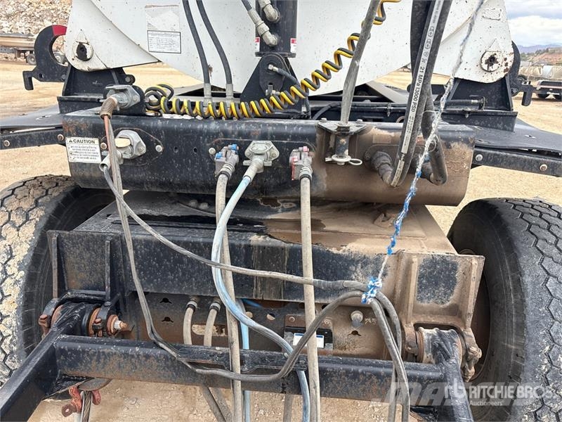 SmithCo SX1FP-22-17 17 ft T/A Spread Axle Pup Side Dump Tr 傾卸式拖車