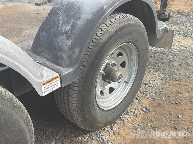  Snake River 14 ft T/A Equipment Trailer 차량 운반용 트레일러
