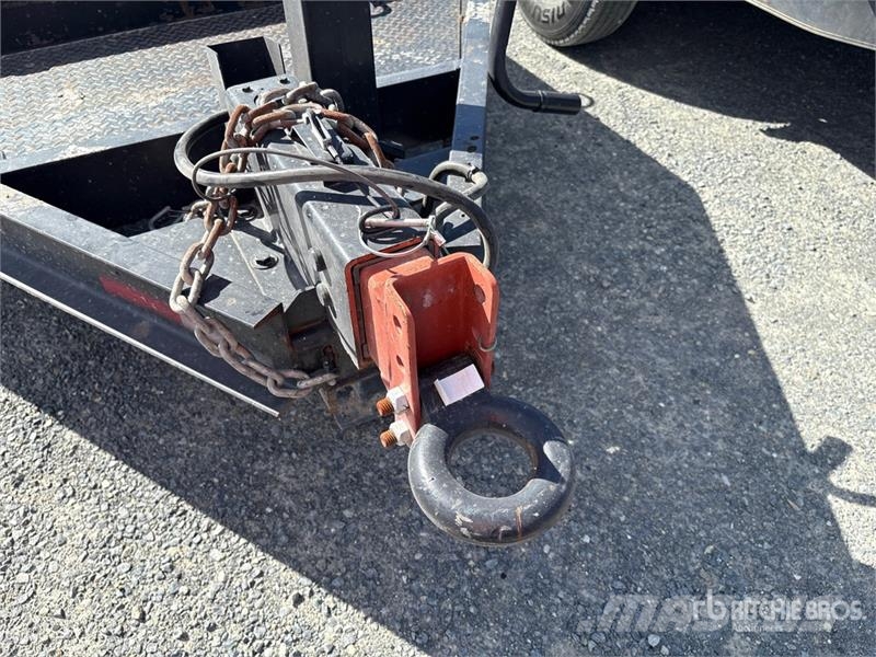  Snake River 14 ft T/A Equipment Trailer Auto pārvadāšanas treileri