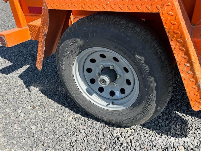 Snake River DMP58 8 ft S/A Dump Utility Trailer Bañera