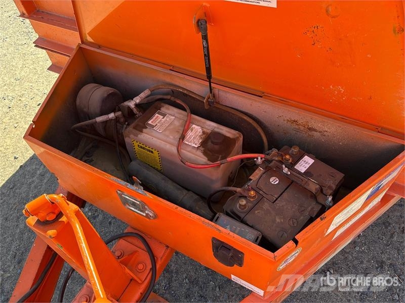  Snake River DMP610 9 ft 10 in T/A Dump Utility Tra Самосвальные прицепы