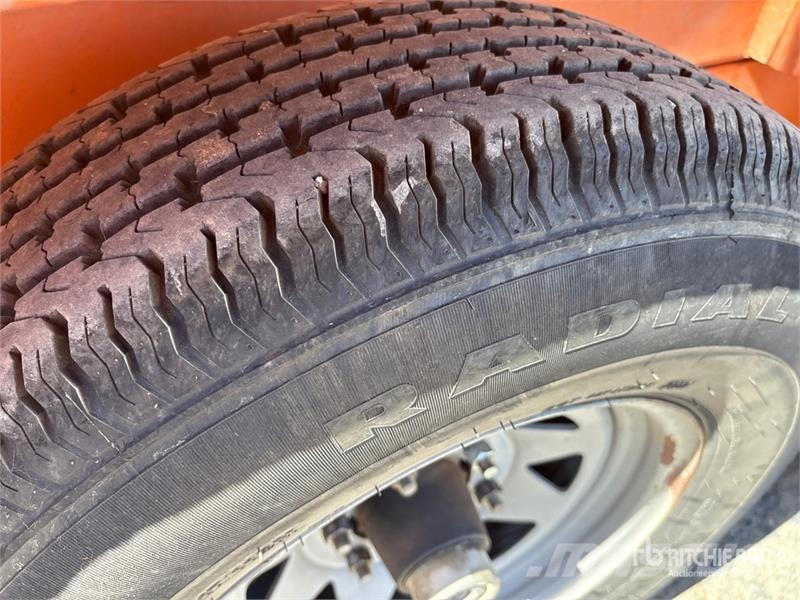  Snake River DMP610 9 ft 10 in T/A Dump Utility Tra Самосвальные прицепы