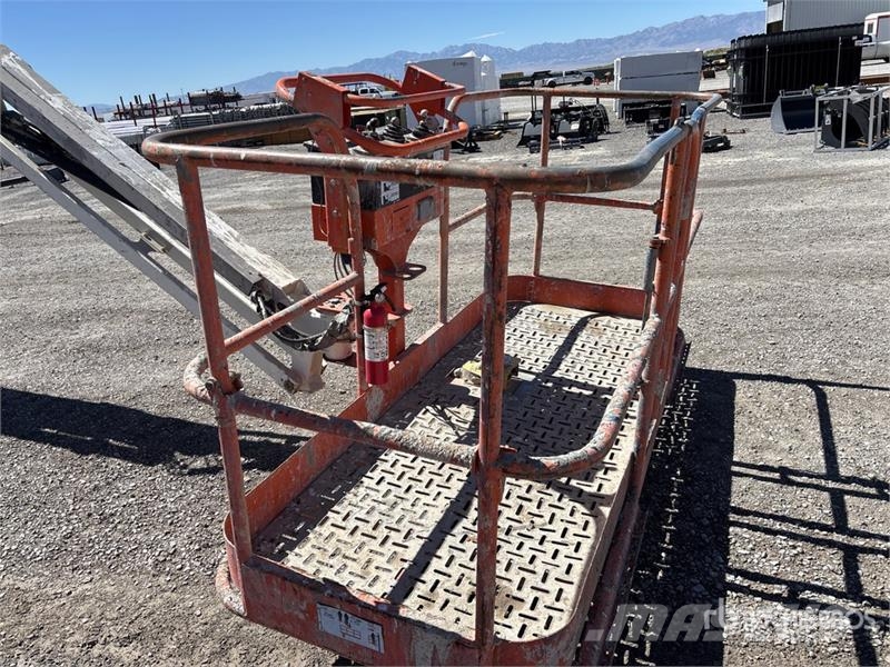 Snorkel 660SJ 4WD Diesel Telescopic Boom Lift Telescopic boom lifts