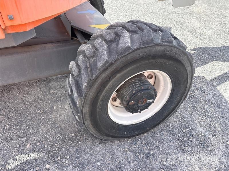 Snorkel AB60J Zglobne dvižne ploščadi