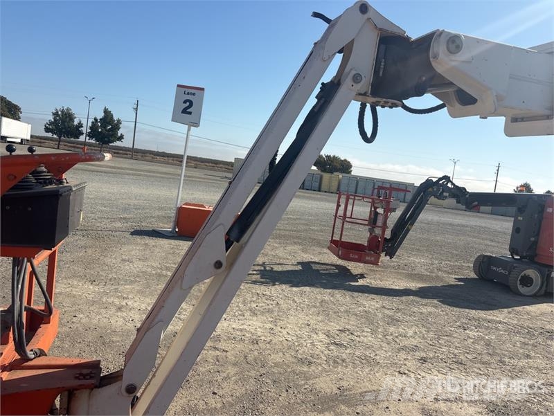 Snorkel AB85J 4WD Diesel Articulating Boom Lift Karos emelők