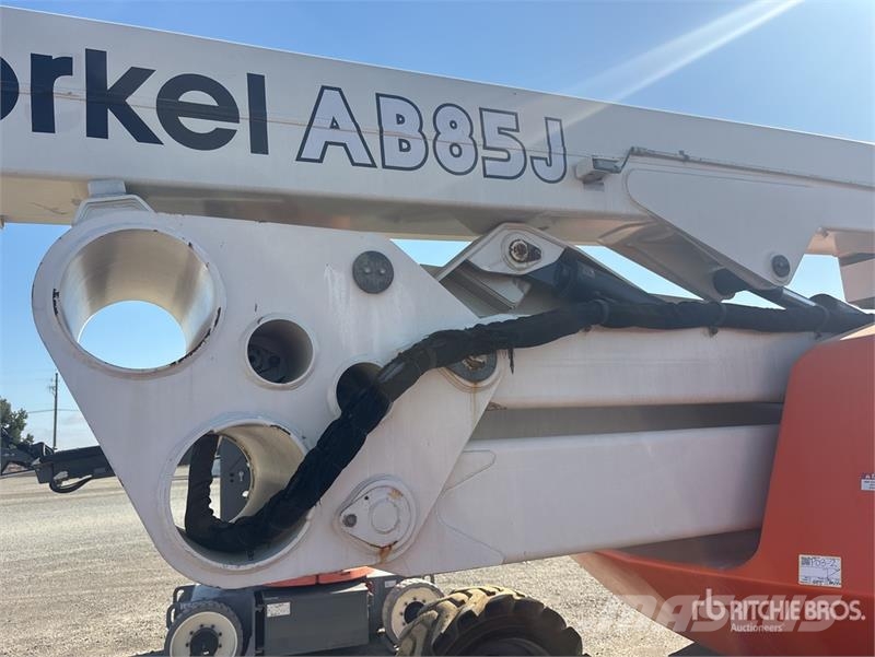 Snorkel AB85J 4WD Diesel Articulating Boom Lift Karos emelők