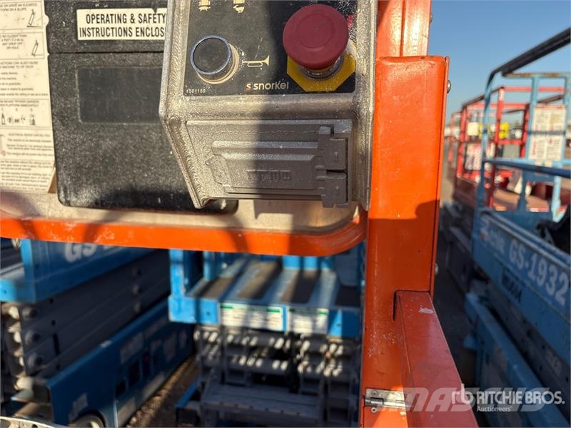 Snorkel S3215L Electric Scissor Lift Saksilavat
