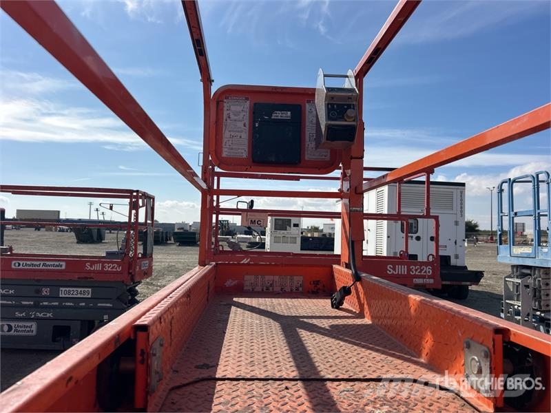 Snorkel S3226E Electric Scissor Lift 剪叉式升降机