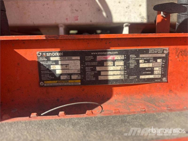 Snorkel S4732E Electric Scissor Lift رافعات مقصية الشكل