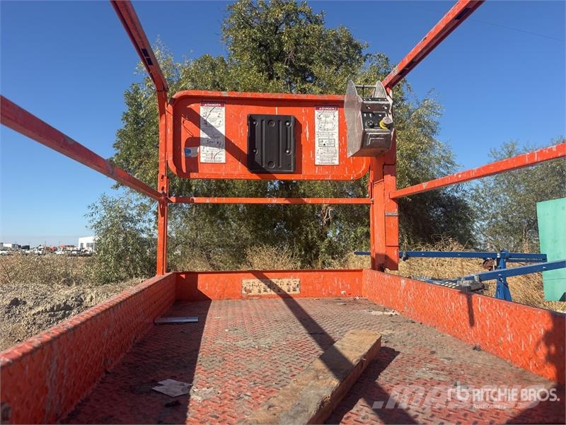 Snorkel S4732E Electric Scissor Lift رافعات مقصية الشكل