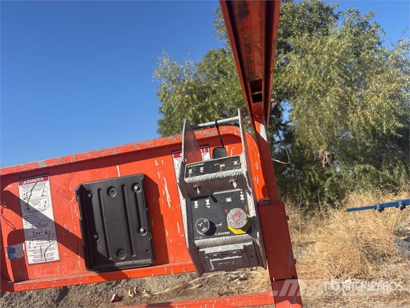 Snorkel S4732E Electric Scissor Lift رافعات مقصية الشكل