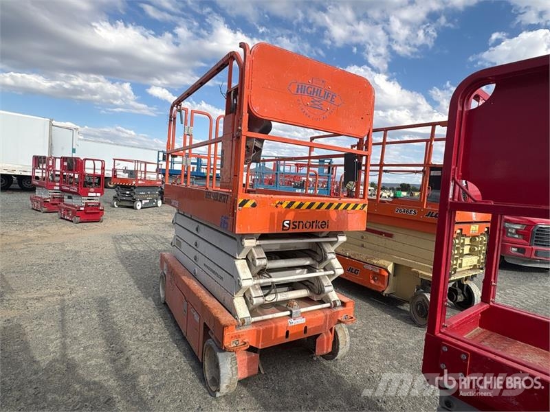Snorkel S4732E Electric Scissor Lift Plataformas tijera