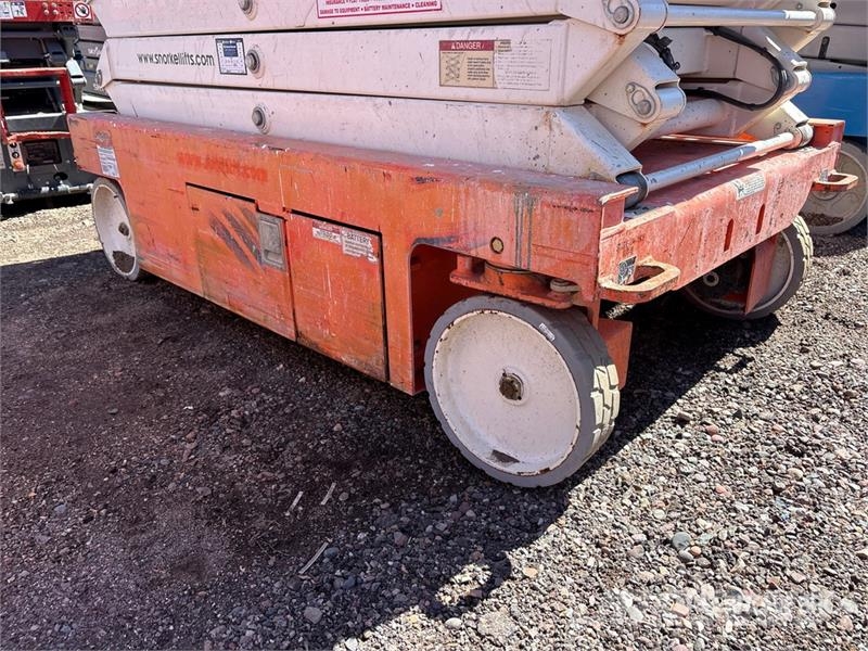 Snorkel S4732E Electric Scissor Lift Scissor lifts