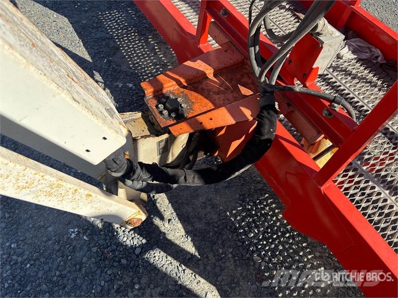 Snorkel TB86J 4WD Diesel Telescopic Boom Lift Telescoophoogwerkers