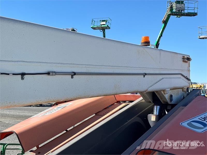 Snorkel TB86J 4WD Diesel Telescopic Boom Lift Telescoophoogwerkers