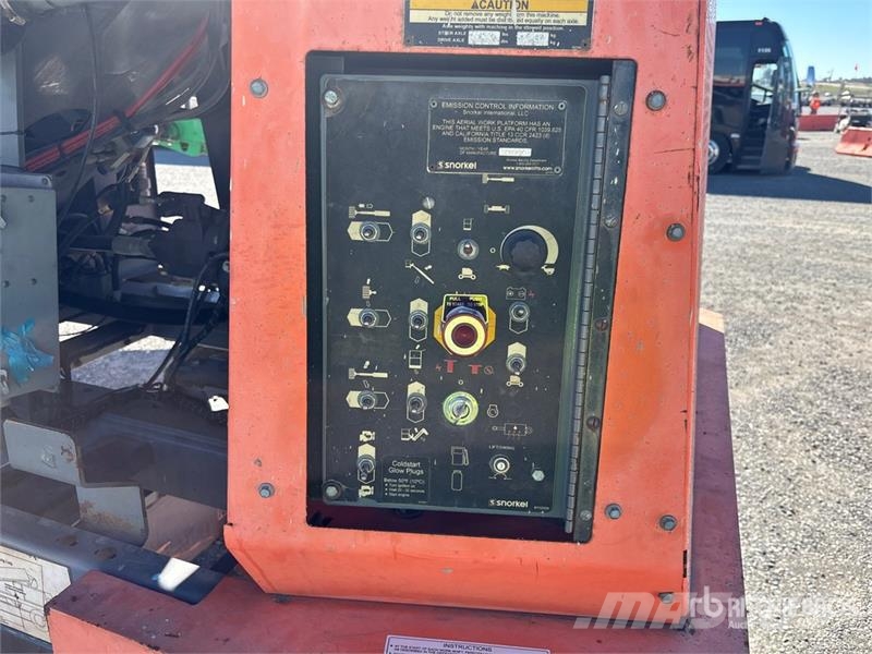 Snorkel TB86J 4WD Diesel Telescopic Boom Lift Telescoophoogwerkers