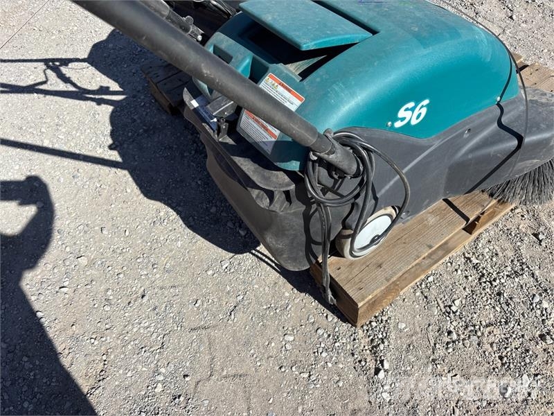  Snow Blower and Sweeper Snow throwers