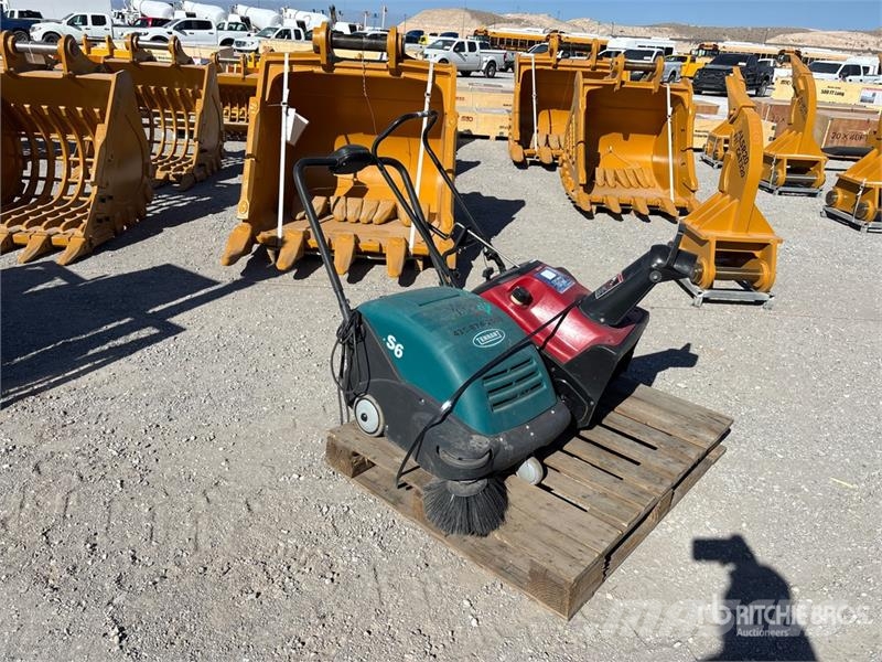  Snow Blower and Sweeper Snow throwers