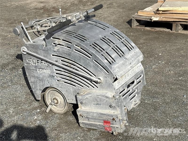  Soff-Cutt GS400 Walk-Behind Saw 제재소