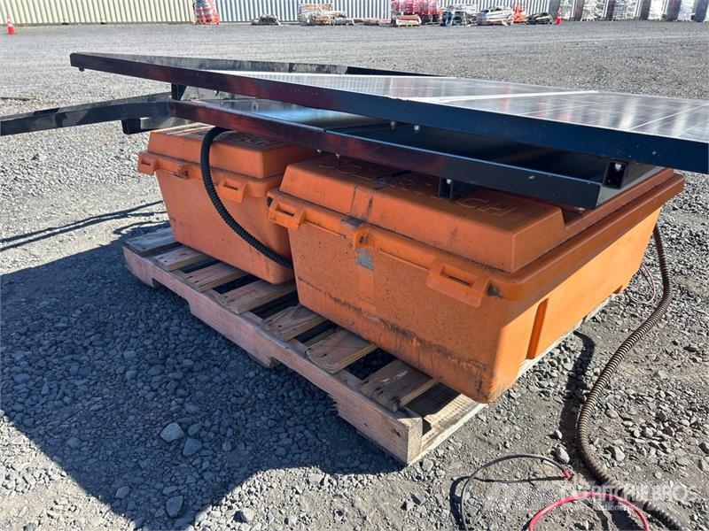  Solar panel system مكونات أخرى