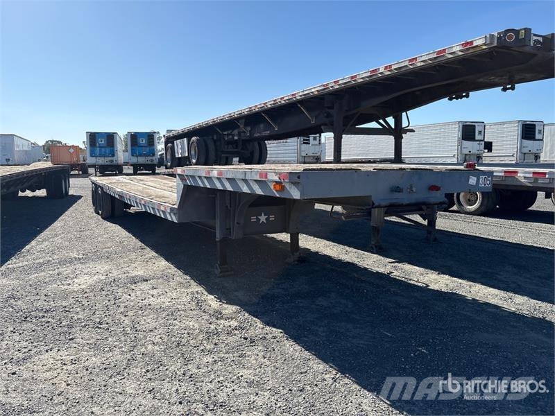 SPCNS 39 ft T/A Step Deck Trailer Podvalníky