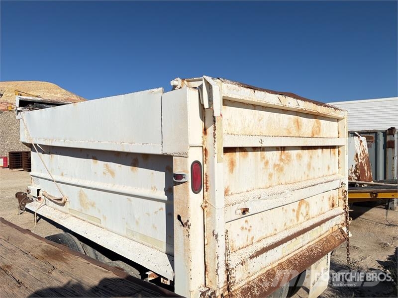  Special 11 ft T/A Pup Demolition End Dump Trailer Самосвали
