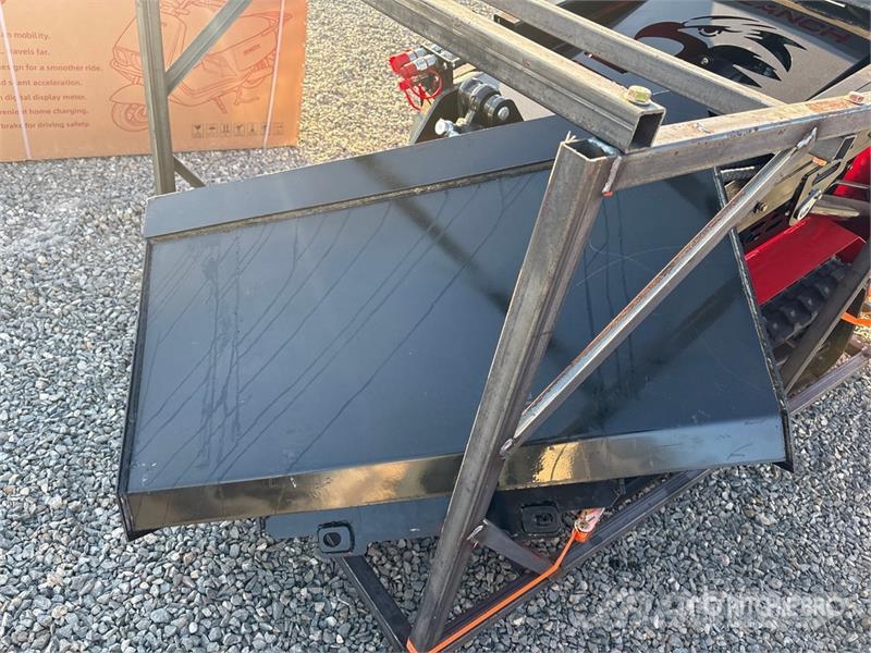  SSL1200 Mini Compact Track Loader (Unused) Мини-погрузчики