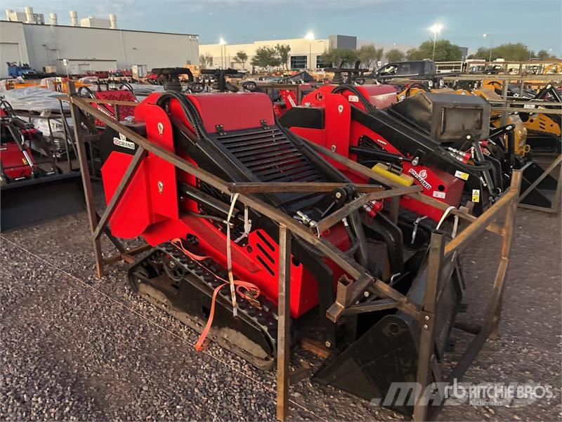 SSL1300-RED Mini Yanmar Diesel Compact Track Loade Kompaktlader