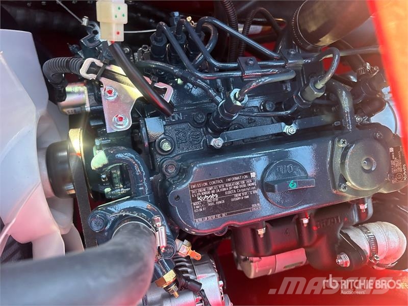 SSL1500-RED Mini Compact Track Loader (Unused) لوادر انزلاقية التوجيه