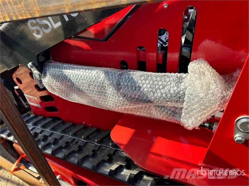  SSL1500-RED Mini Compact Track Loader (Unused) لوادر انزلاقية التوجيه