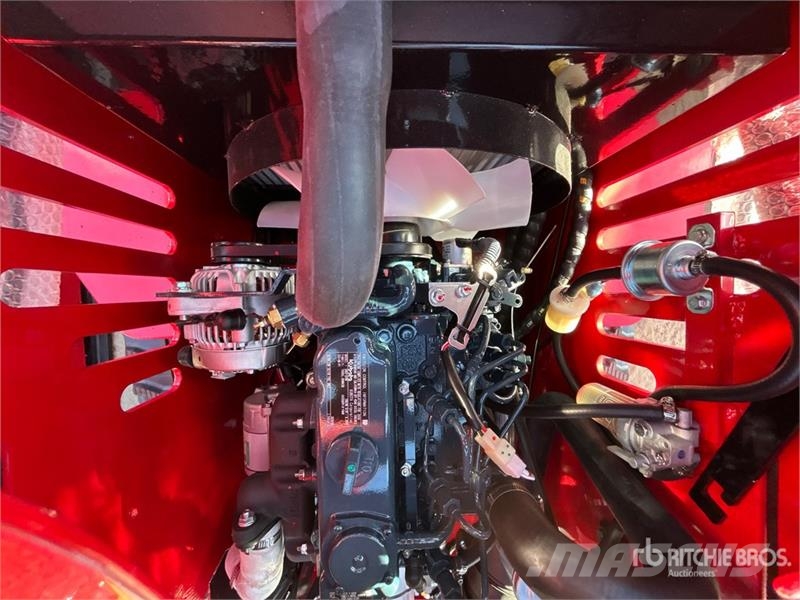  SSL1500-RED Mini Compact Track Loader (Unused) لوادر انزلاقية التوجيه