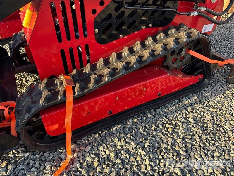  SSL60 Mini Compact Track Loader (Unused) Мини-погрузчики
