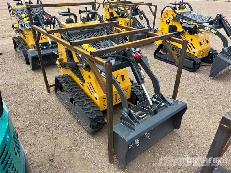 SSL60-RED Mini Compact Track Loader (Unused) لوادر انزلاقية التوجيه