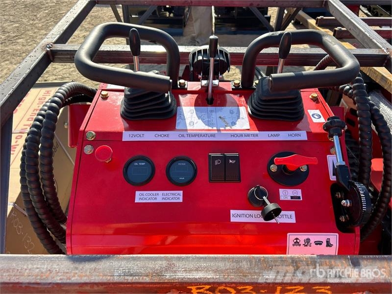  SSL60-RED Mini Compact Track Loader (Unused) لوادر انزلاقية التوجيه