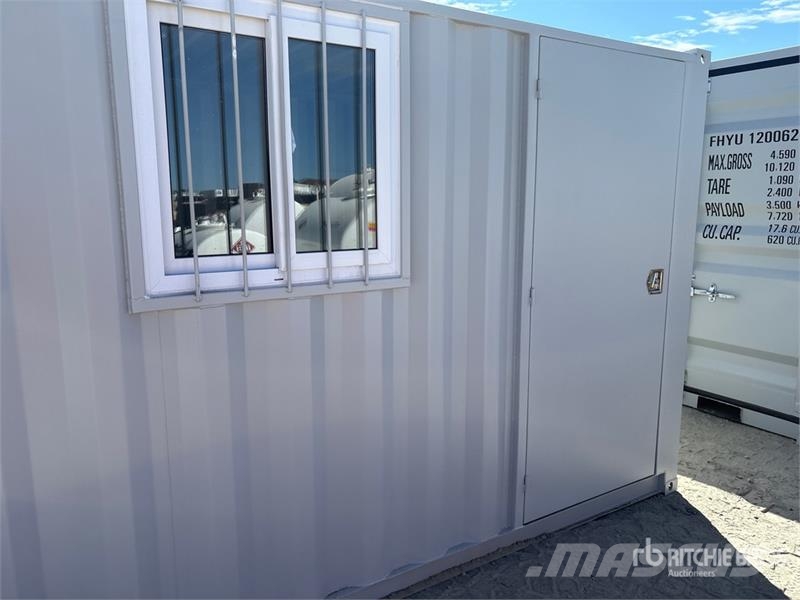  Standard 11 ft Storage Container Varastokontit