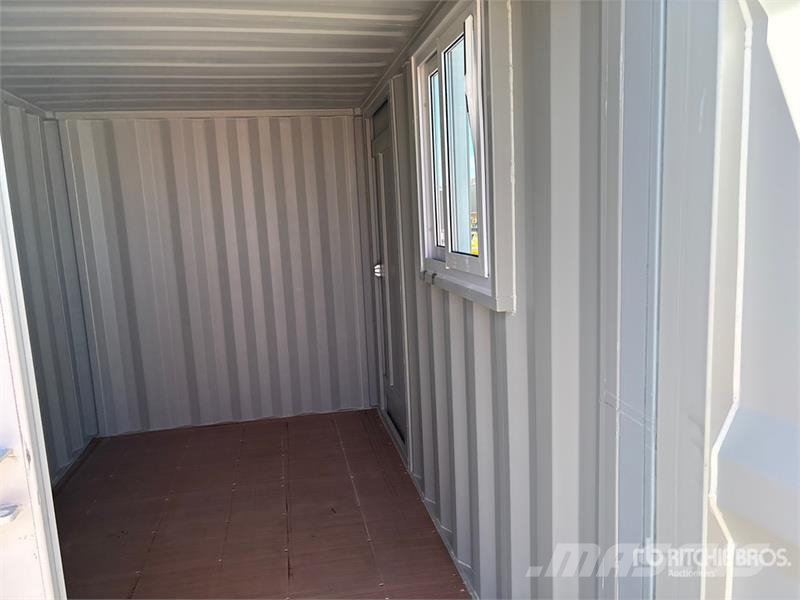  Standard 11 ft Storage Container Varastokontit