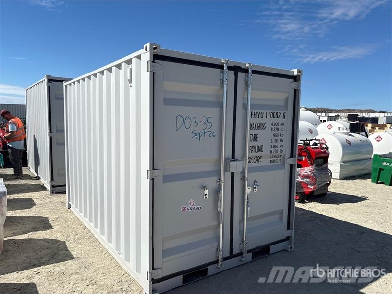  Standard 11 ft Storage Container Varastokontit