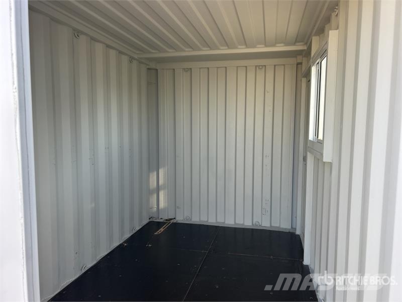  Standard 12 ft Storage Container Varastokontit