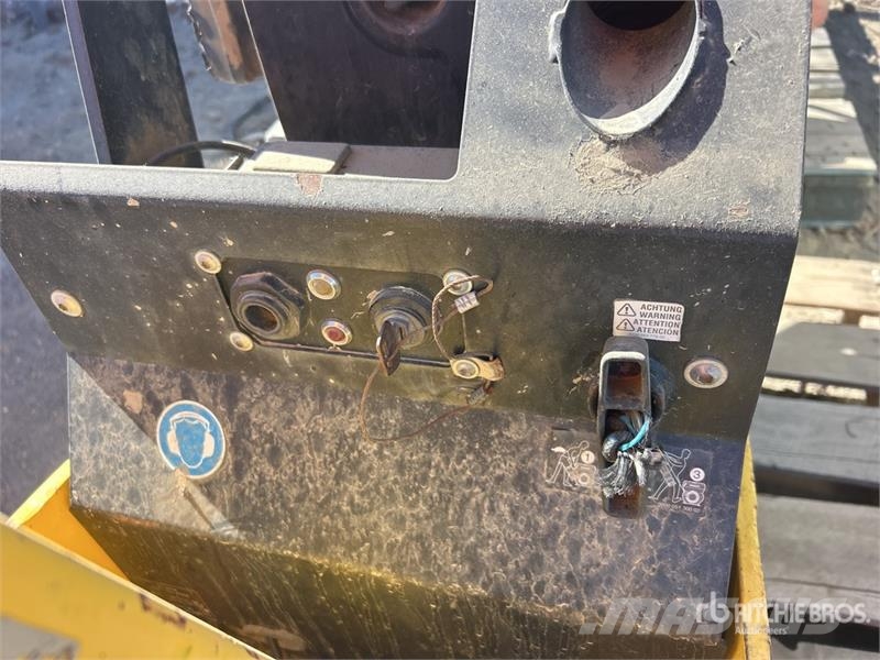 Stanley SRP4960 Vibratory Plate Compactor Ubijaki wibracyjne