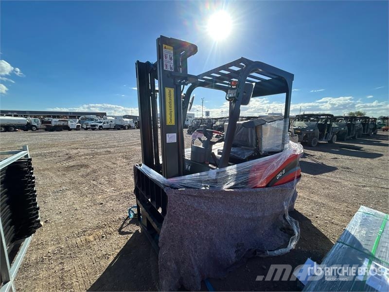 STARVOX CPD-20 4400 lb Electric Forklift (Unused) Sähkötrukit