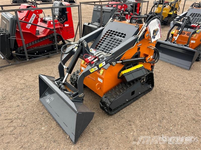 STARVOX SV-480 Mini Compact Track Loader (Unused) Skid steer loaders