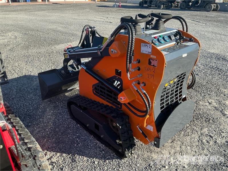 STARVOX SV-480 Mini Compact Track Loader (Unused) Kompaktlader