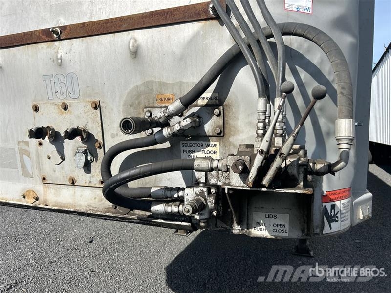 Steco SW040101 40 ft T/A Moving Floor Refuse Trail Other semi-trailers