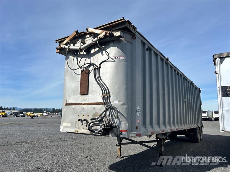 Steco SW040101 40 ft T/A Moving Floor Refuse Trail Other semi-trailers